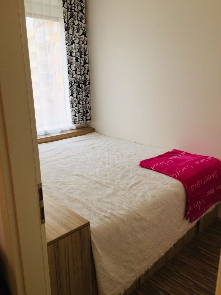 Prenájom bytu 2-izbový 42 m², U Zahradního města, Praha, Praha Prenájom bytu 2-izbový 42 m², U Zahradního města, Praha, Praha