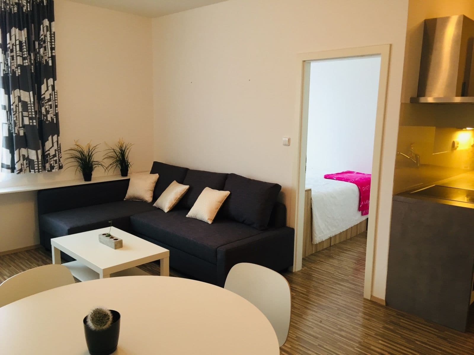 Prenájom bytu 2-izbový 42 m², U Zahradního města, Praha, Praha Prenájom bytu 2-izbový 42 m², U Zahradního města, Praha, Praha