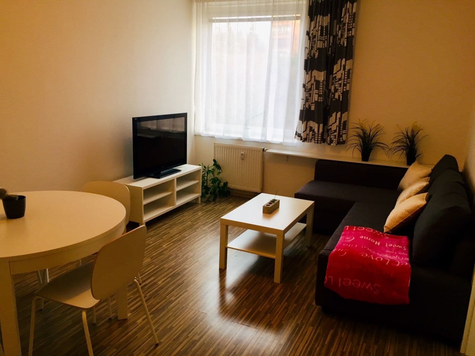 Prenájom bytu 2-izbový 42 m², U Zahradního města, Praha, Praha Prenájom bytu 2-izbový 42 m², U Zahradního města, Praha, Praha