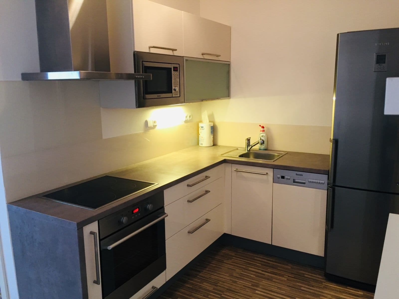 Prenájom bytu 2-izbový 42 m², U Zahradního města, Praha, Praha Prenájom bytu 2-izbový 42 m², U Zahradního města, Praha, Praha