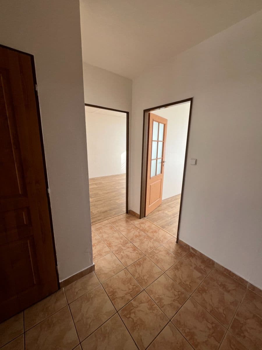 Prenájom bytu 2-izbový 44 m², K Rovinám, Praha, Praha Prenájom bytu 2-izbový 44 m², K Rovinám, Praha, Praha