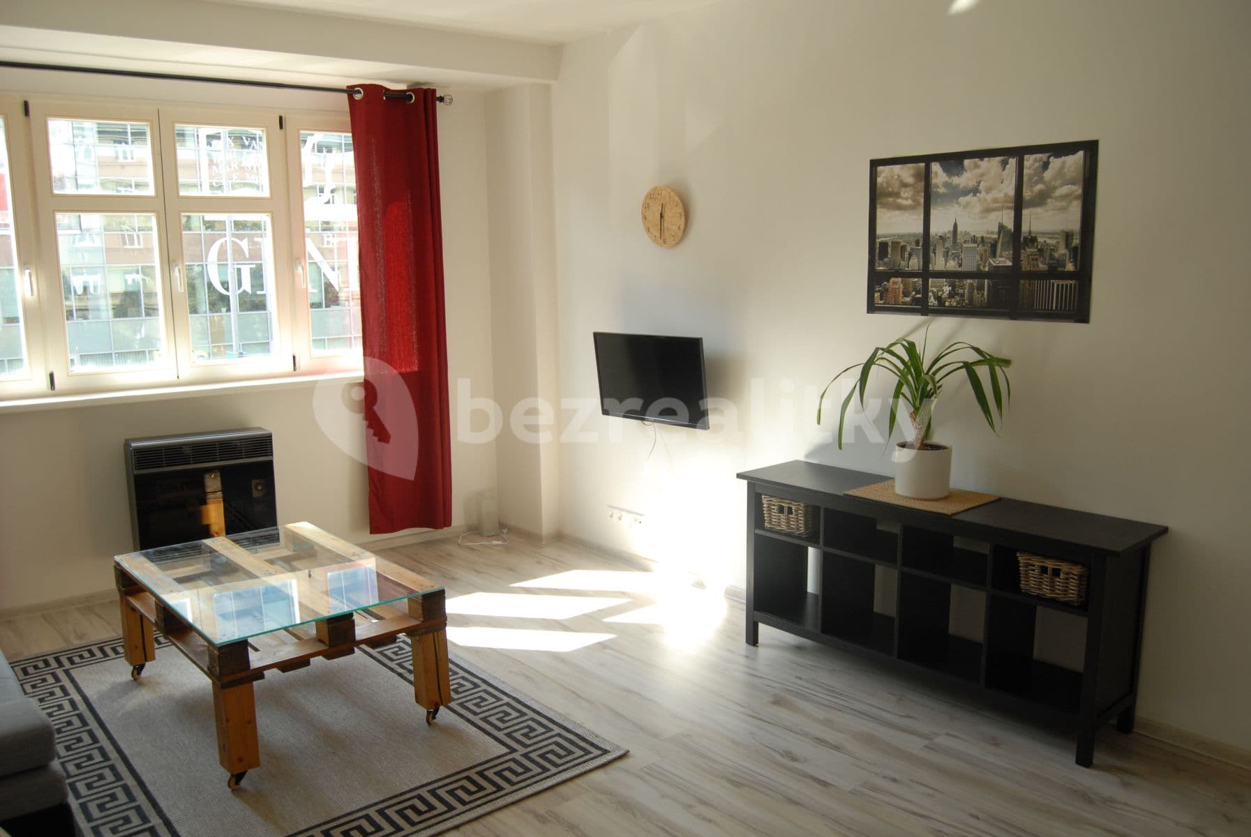 Prenájom bytu Garsoniéra 37 m², 5. května, Praha, Praha Prenájom bytu Garsoniéra 37 m², 5. května, Praha, Praha