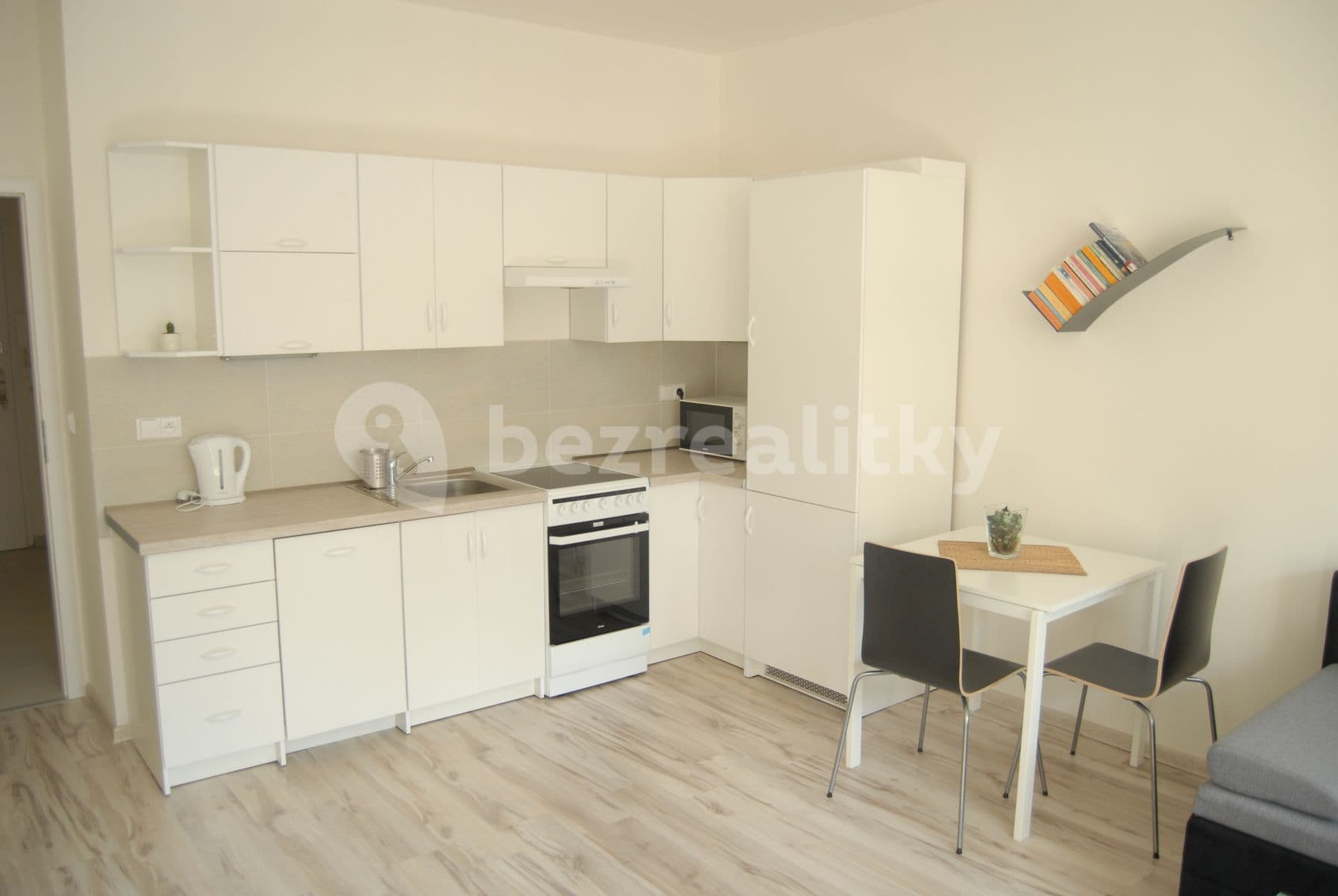 Prenájom bytu Garsoniéra 37 m², 5. května, Praha, Praha Prenájom bytu Garsoniéra 37 m², 5. května, Praha, Praha