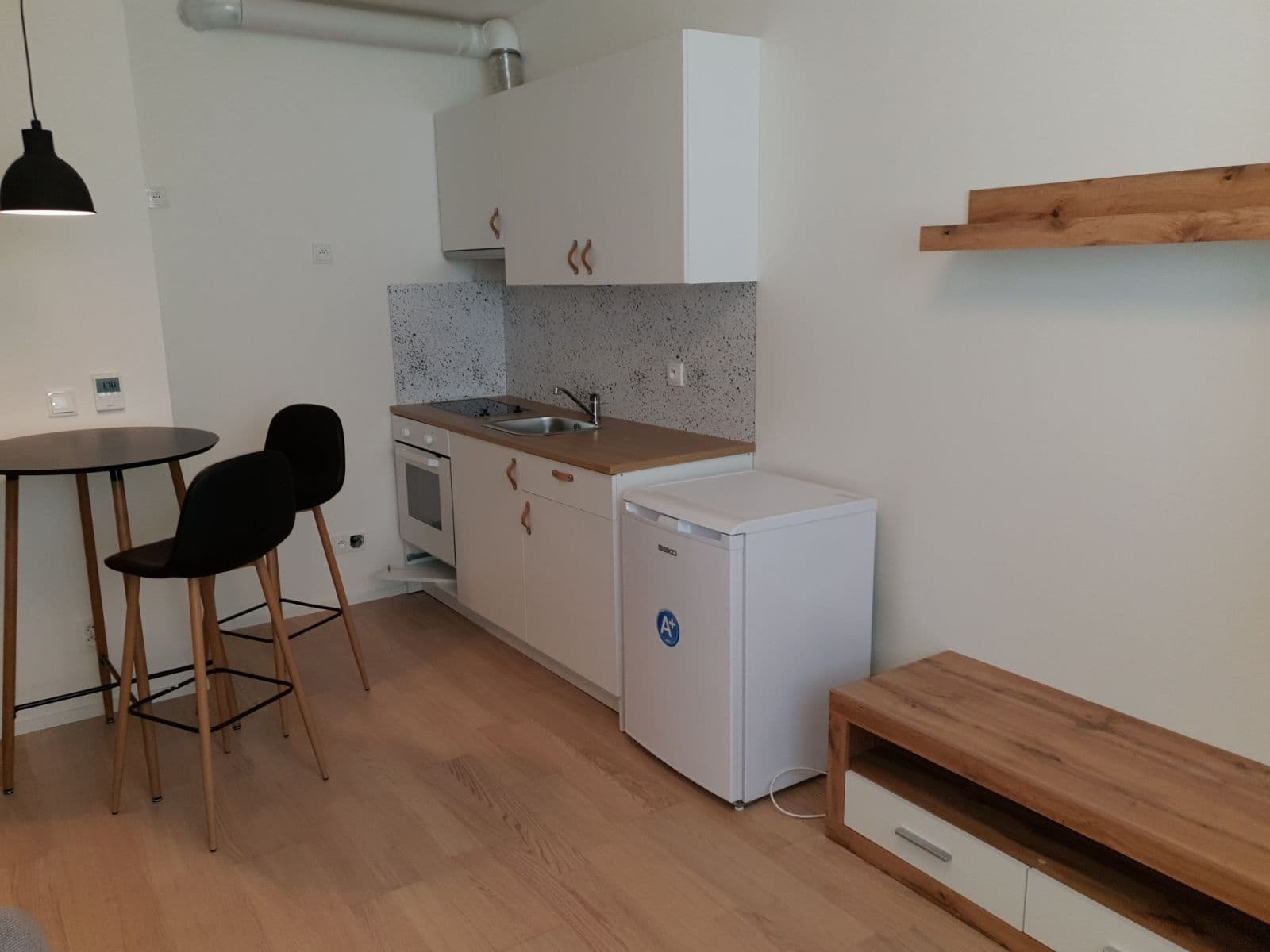 Prenájom bytu 1-izbový 24 m², Mlýnská, Brno, Jihomoravský kraj Prenájom bytu 1-izbový 24 m², Mlýnská, Brno, Jihomoravský kraj