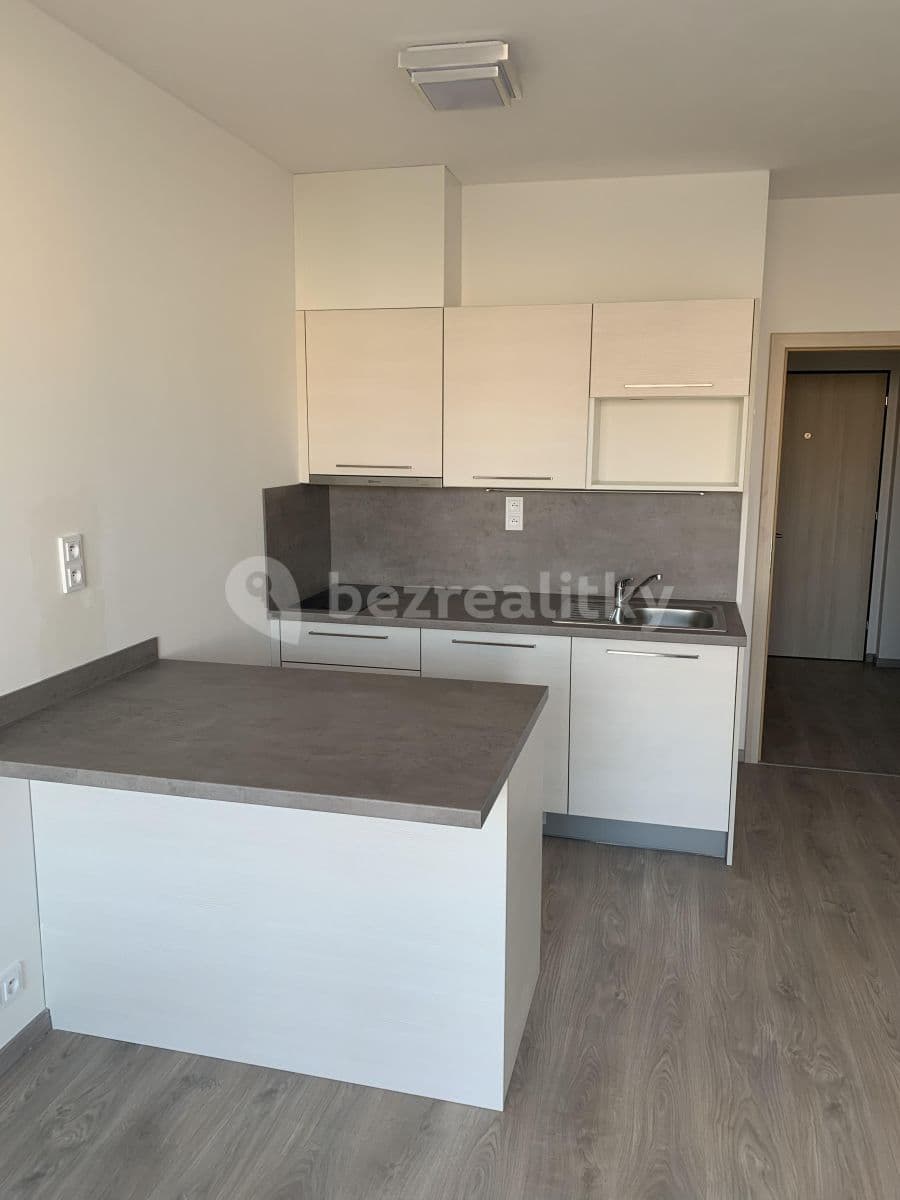 Prenájom bytu 1-izbový 27 m², Holýšovská, Praha, Praha Prenájom bytu 1-izbový 27 m², Holýšovská, Praha, Praha
