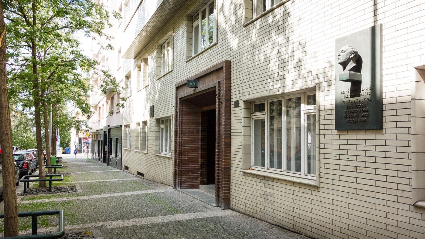 Prenájom bytu 1-izbový 32 m², Baranova, Praha, Praha Prenájom bytu 1-izbový 32 m², Baranova, Praha, Praha