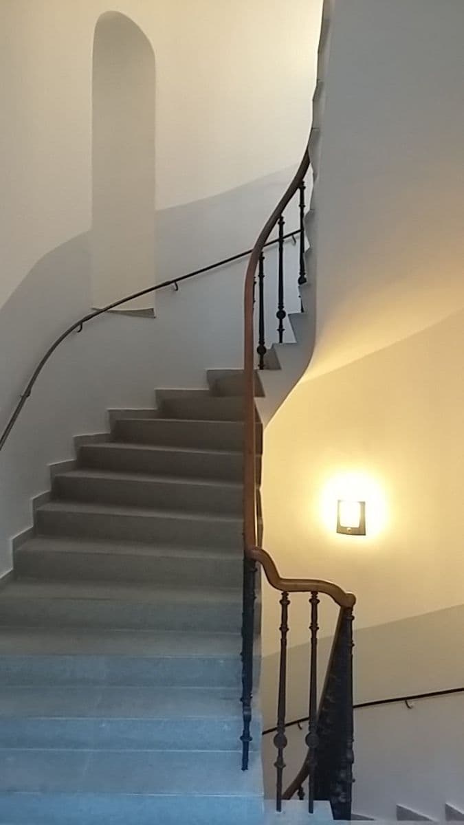 Prenájom bytu 1-izbový 40 m², Plzeňská, Praha, Praha Prenájom bytu 1-izbový 40 m², Plzeňská, Praha, Praha