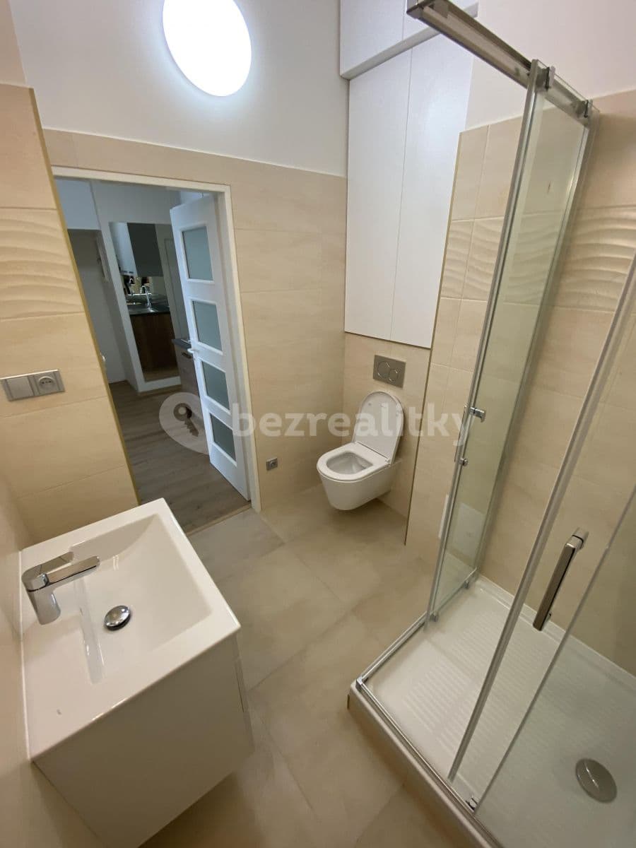Prenájom bytu 2-izbový 55 m², Krátká, Praha, Praha Prenájom bytu 2-izbový 55 m², Krátká, Praha, Praha