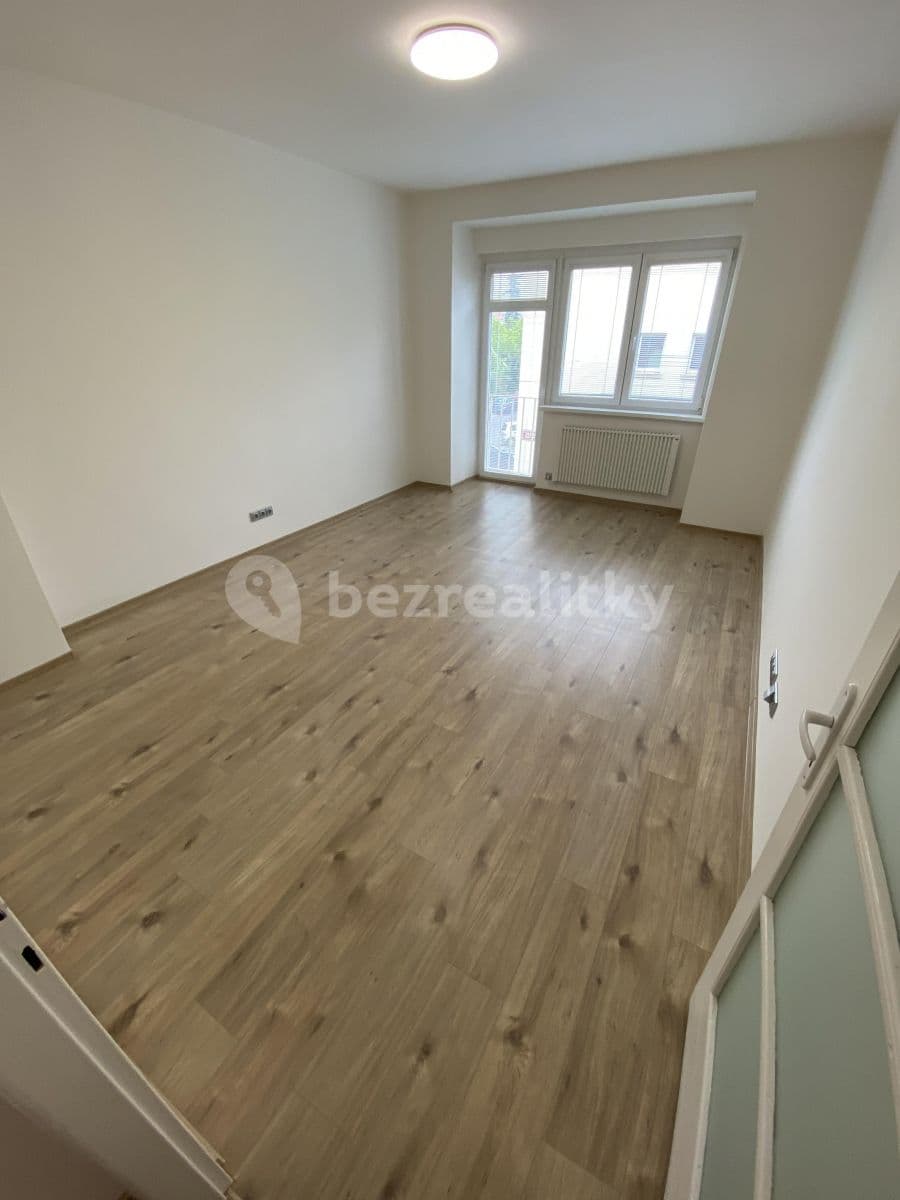 Prenájom bytu 2-izbový 55 m², Krátká, Praha, Praha Prenájom bytu 2-izbový 55 m², Krátká, Praha, Praha