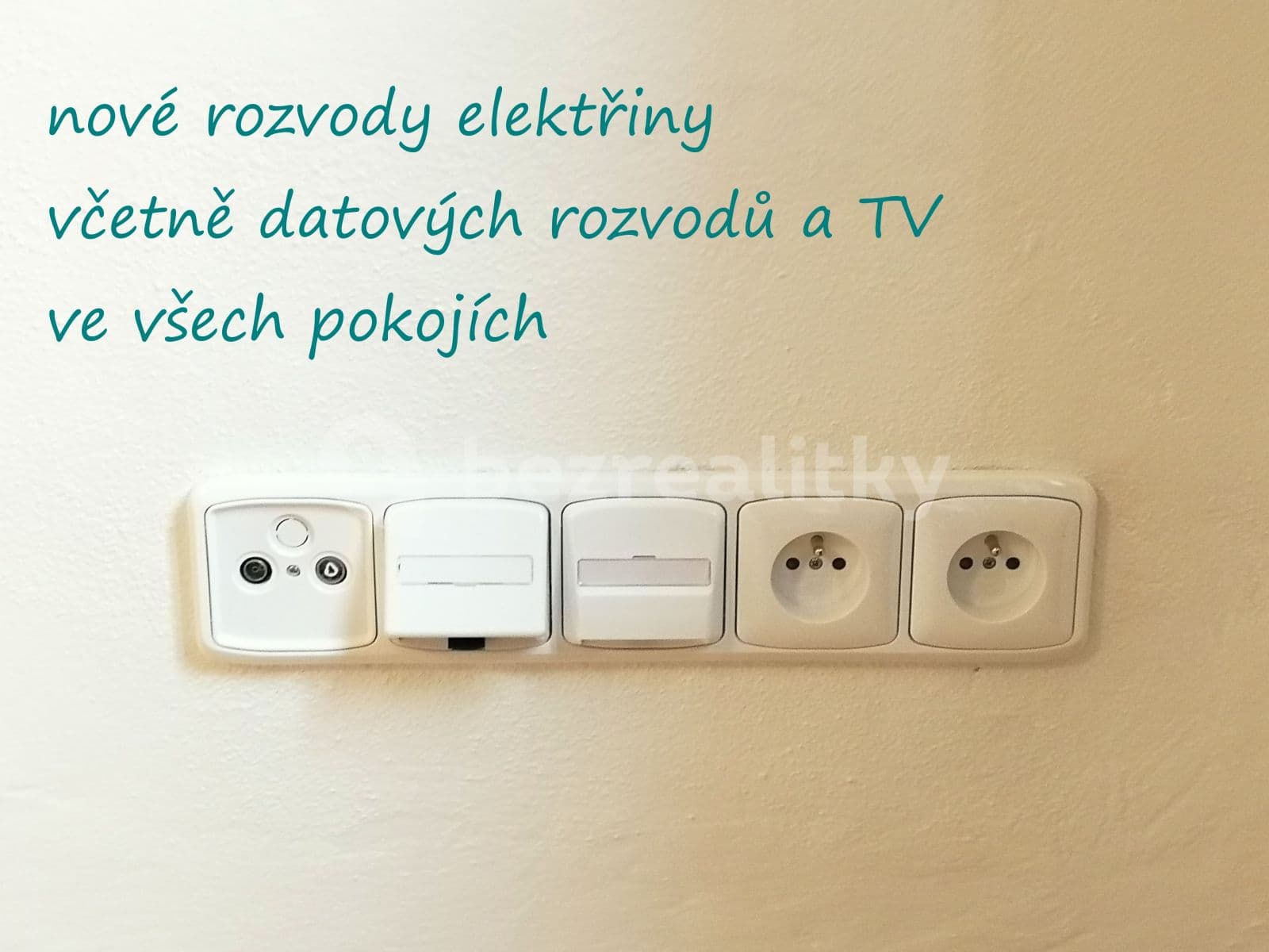 Prenájom bytu 4-izbový 155 m², třída Svobody, Olomouc, Olomoucký kraj Prenájom bytu 4-izbový 155 m², třída Svobody, Olomouc, Olomoucký kraj