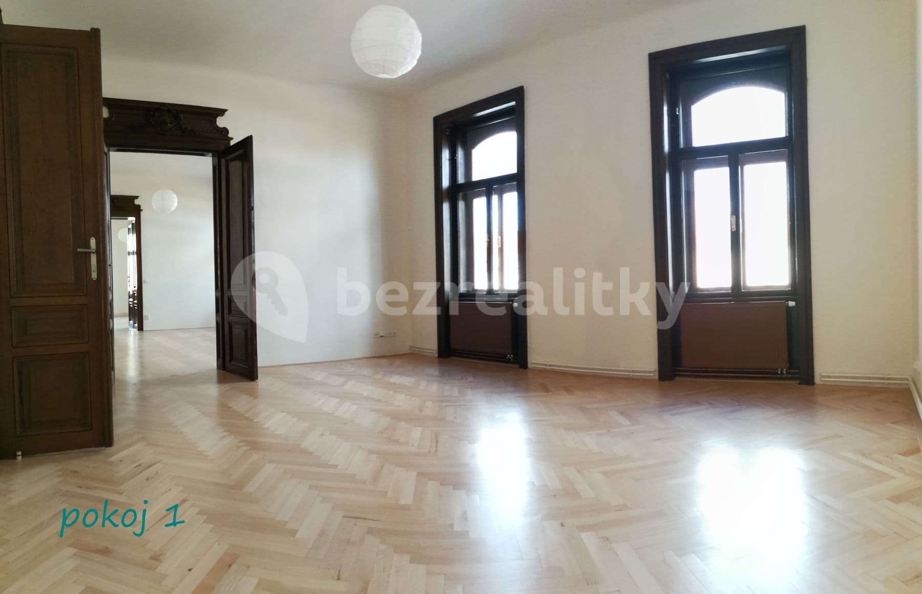 Prenájom bytu 4-izbový 155 m², třída Svobody, Olomouc, Olomoucký kraj Prenájom bytu 4-izbový 155 m², třída Svobody, Olomouc, Olomoucký kraj