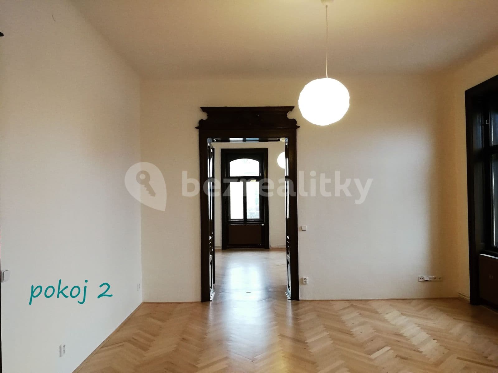 Prenájom bytu 4-izbový 155 m², třída Svobody, Olomouc, Olomoucký kraj Prenájom bytu 4-izbový 155 m², třída Svobody, Olomouc, Olomoucký kraj