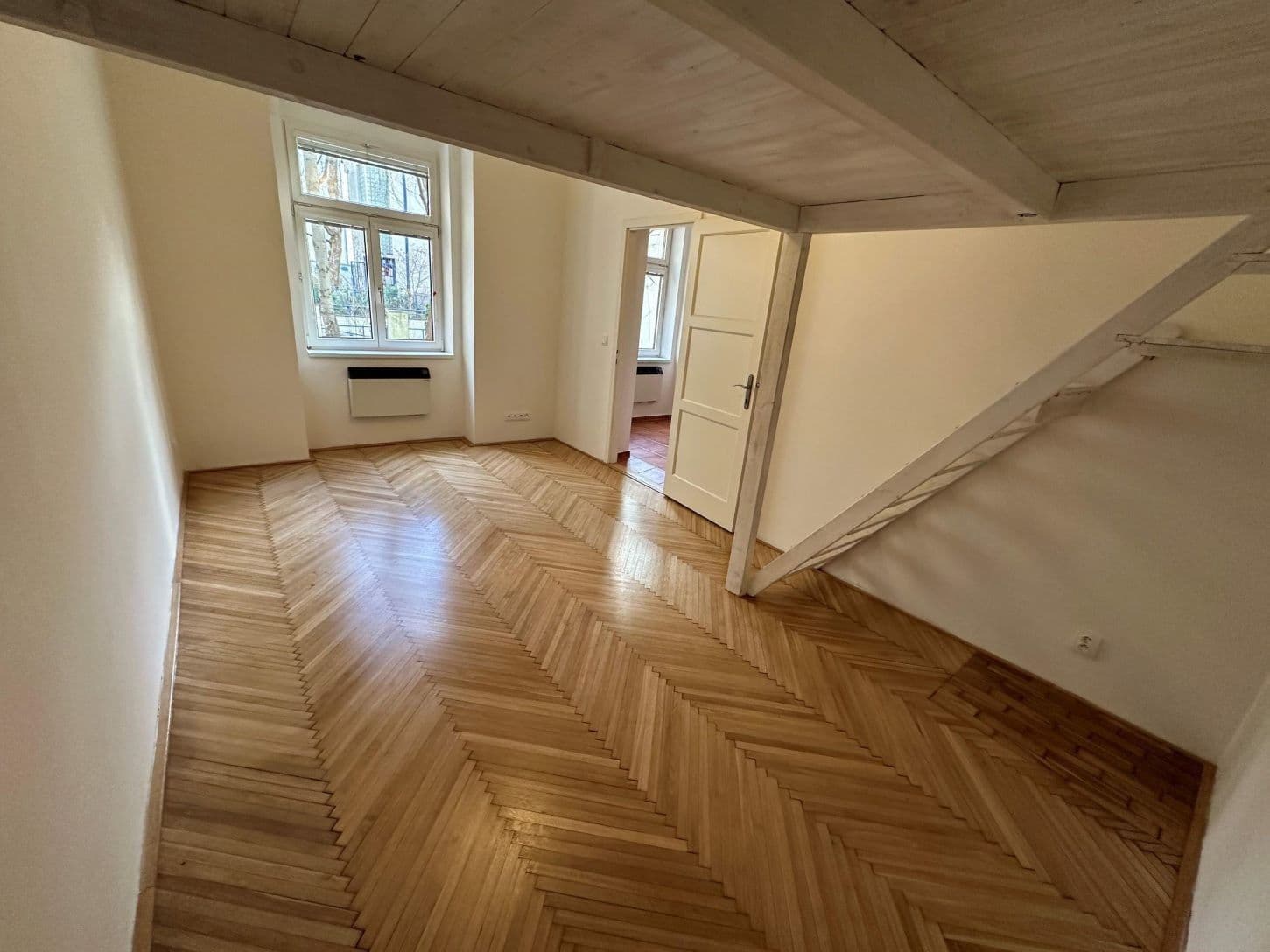 Prenájom bytu 1-izbový 40 m², Zborovská, Praha, Praha Prenájom bytu 1-izbový 40 m², Zborovská, Praha, Praha