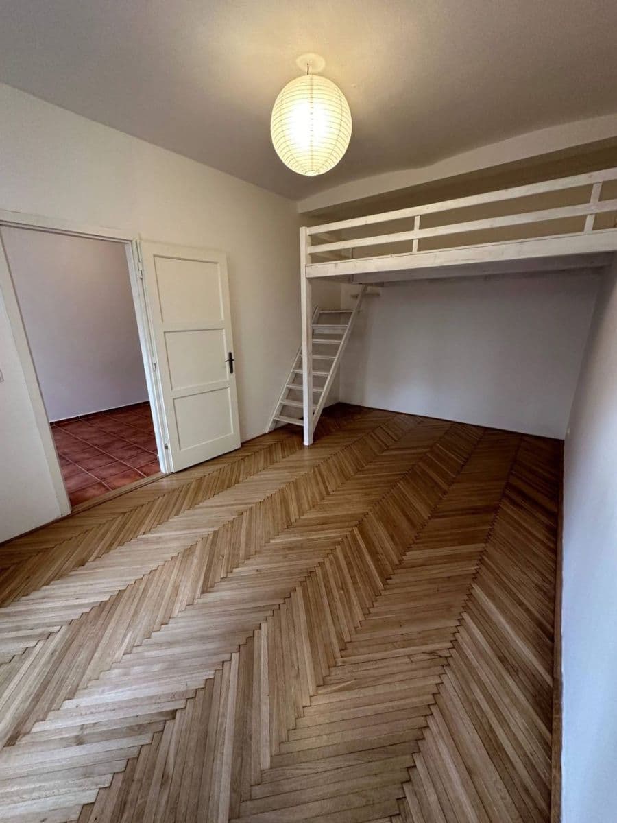 Prenájom bytu 1-izbový 40 m², Zborovská, Praha, Praha Prenájom bytu 1-izbový 40 m², Zborovská, Praha, Praha