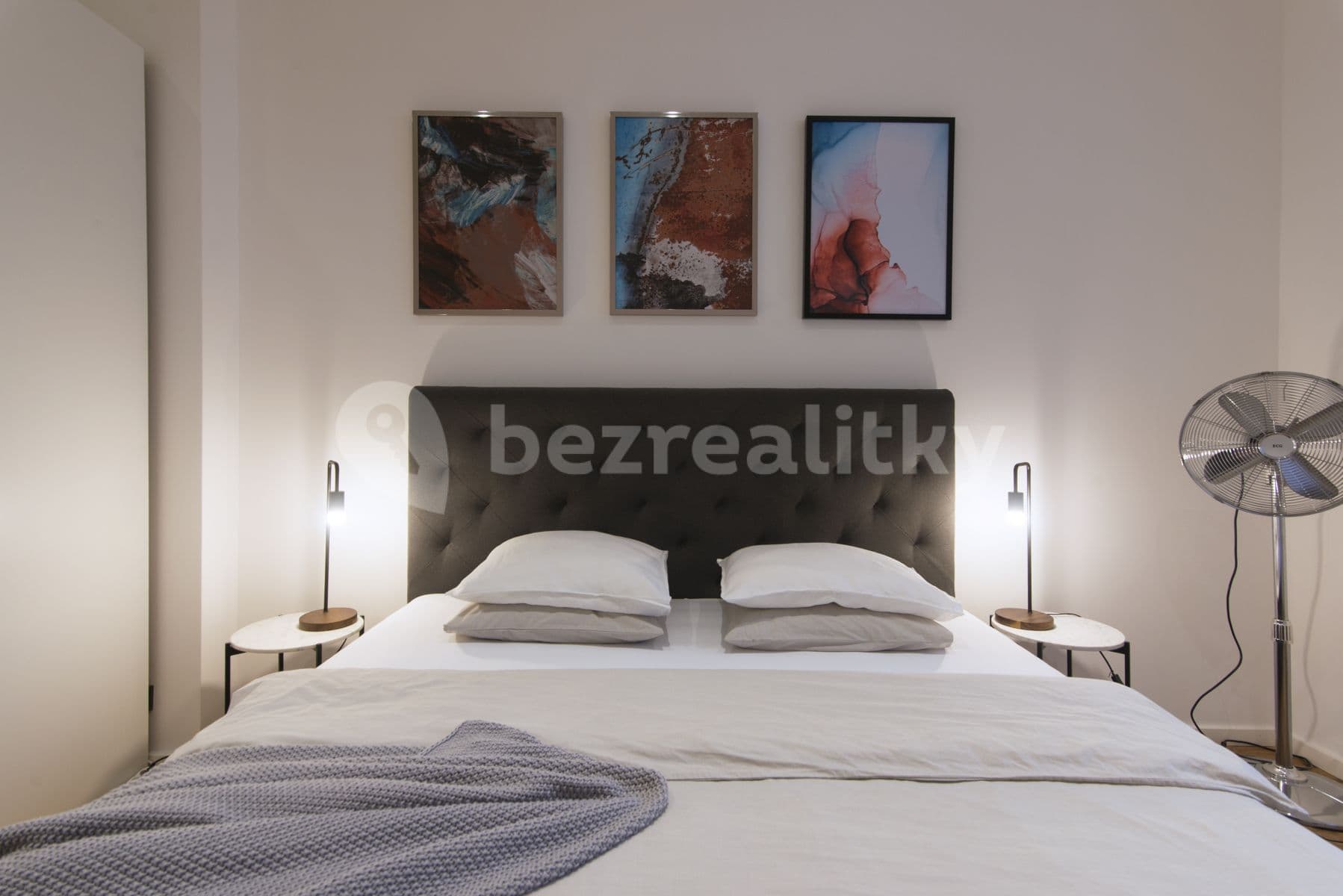 Prenájom bytu 2-izbový 73 m², Kubelíkova, Praha, Praha Prenájom bytu 2-izbový 73 m², Kubelíkova, Praha, Praha