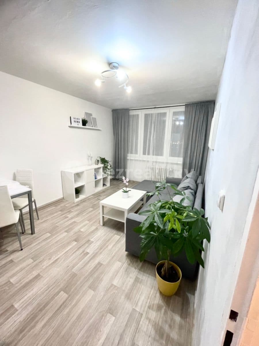 Prenájom bytu 2-izbový 43 m², Ohradní, Praha, Praha Prenájom bytu 2-izbový 43 m², Ohradní, Praha, Praha