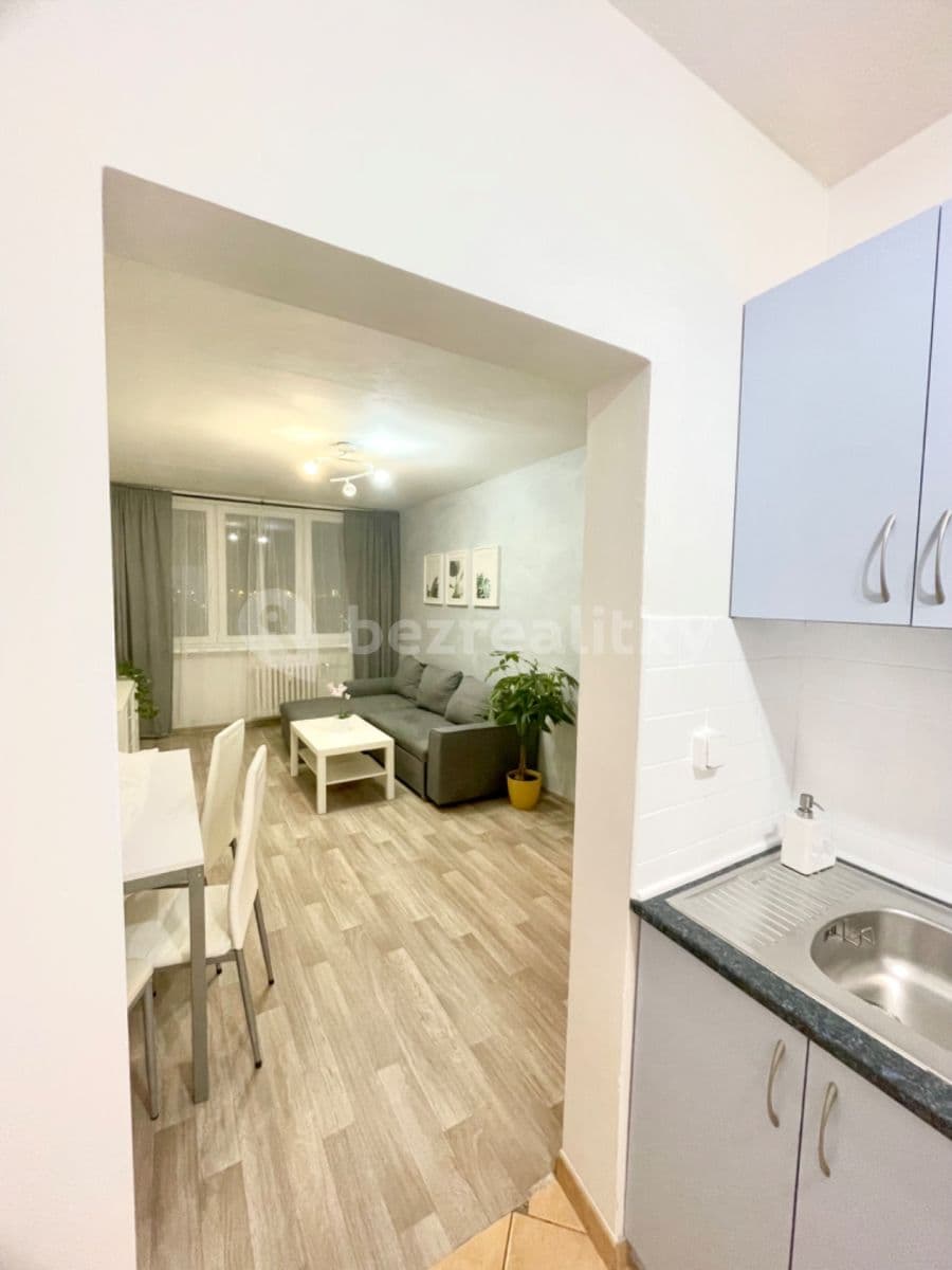 Prenájom bytu 2-izbový 43 m², Ohradní, Praha, Praha Prenájom bytu 2-izbový 43 m², Ohradní, Praha, Praha