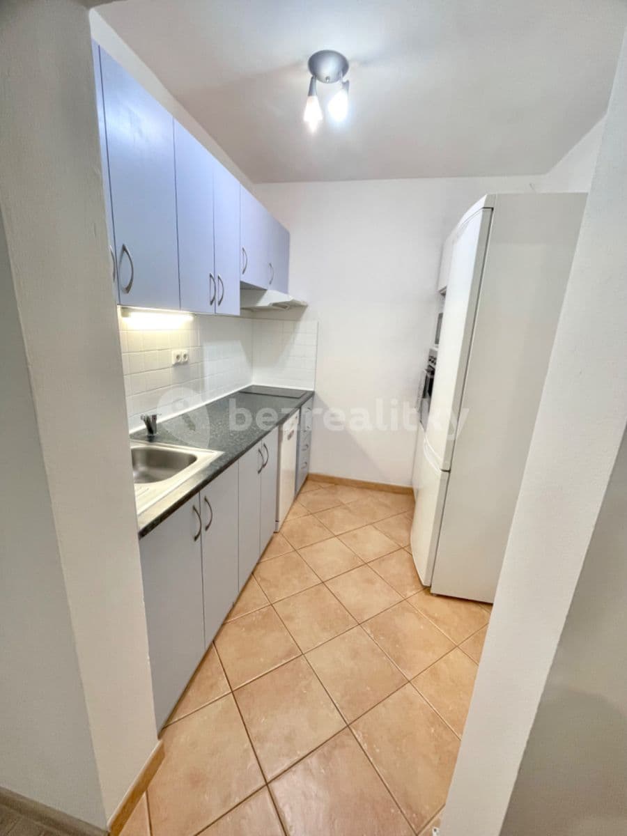 Prenájom bytu 2-izbový 43 m², Ohradní, Praha, Praha Prenájom bytu 2-izbový 43 m², Ohradní, Praha, Praha