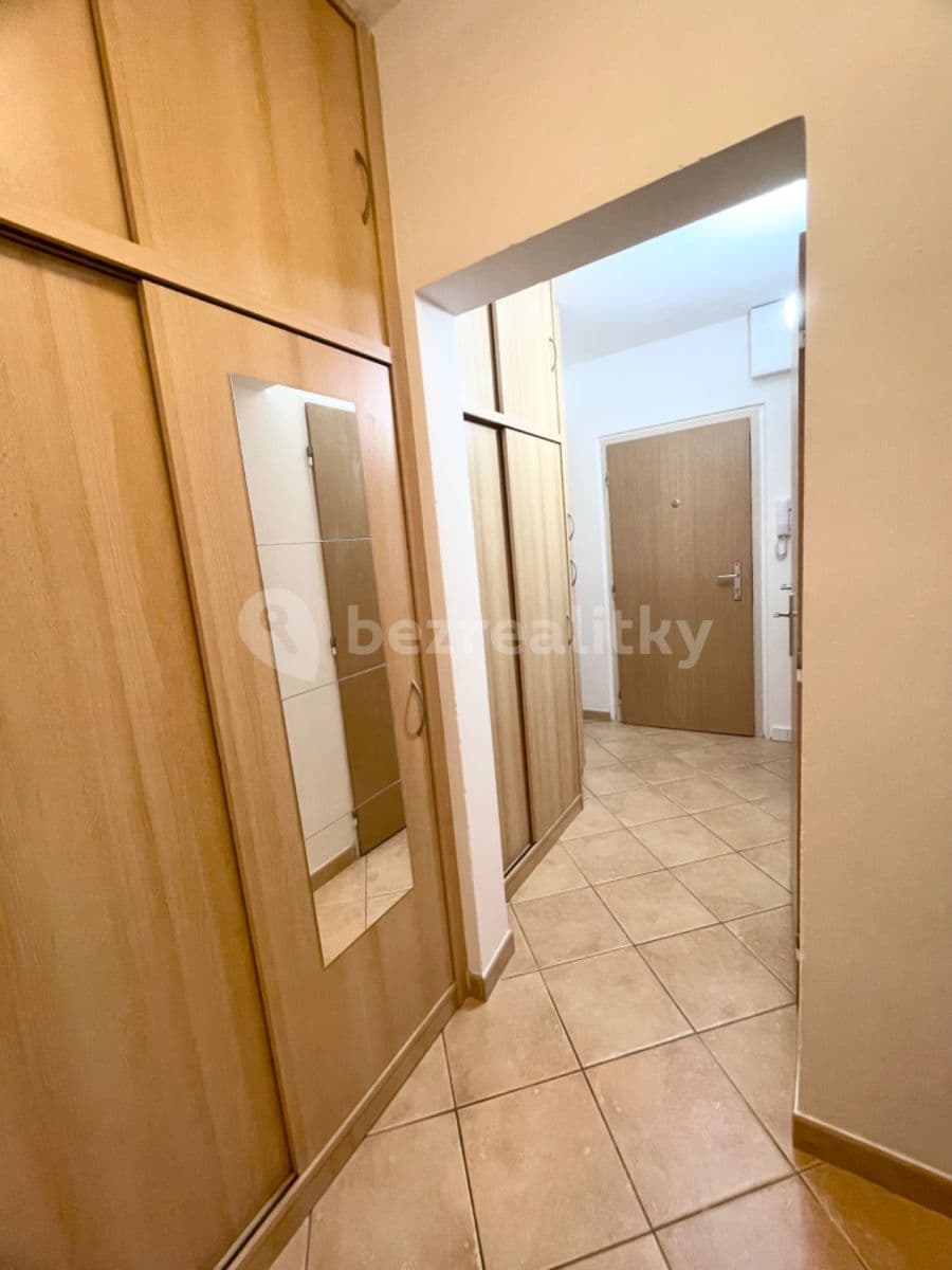 Prenájom bytu 2-izbový 43 m², Ohradní, Praha, Praha Prenájom bytu 2-izbový 43 m², Ohradní, Praha, Praha