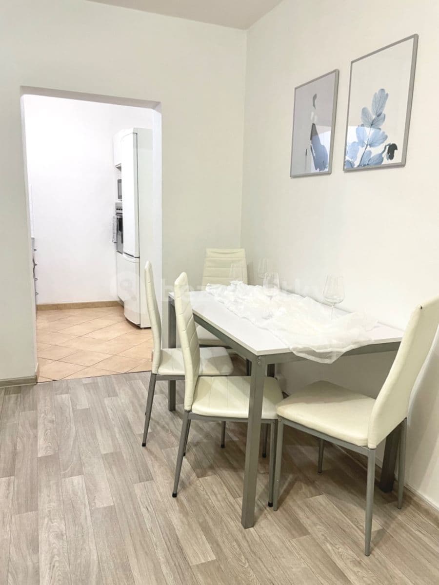 Prenájom bytu 2-izbový 43 m², Ohradní, Praha, Praha Prenájom bytu 2-izbový 43 m², Ohradní, Praha, Praha