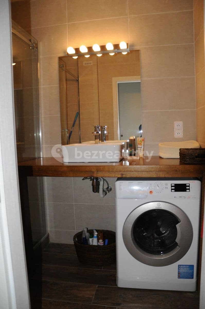 Prenájom bytu 2-izbový 54 m², Generála Sochora, Ostrava, Moravskoslezský kraj Prenájom bytu 2-izbový 54 m², Generála Sochora, Ostrava, Moravskoslezský kraj