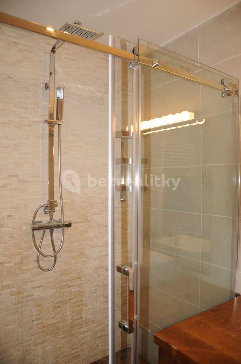 Prenájom bytu 2-izbový 54 m², Generála Sochora, Ostrava, Moravskoslezský kraj Prenájom bytu 2-izbový 54 m², Generála Sochora, Ostrava, Moravskoslezský kraj