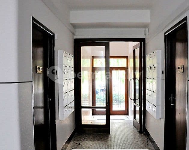 Prenájom bytu 2-izbový 47 m², Mládeže, Praha, Praha Prenájom bytu 2-izbový 47 m², Mládeže, Praha, Praha