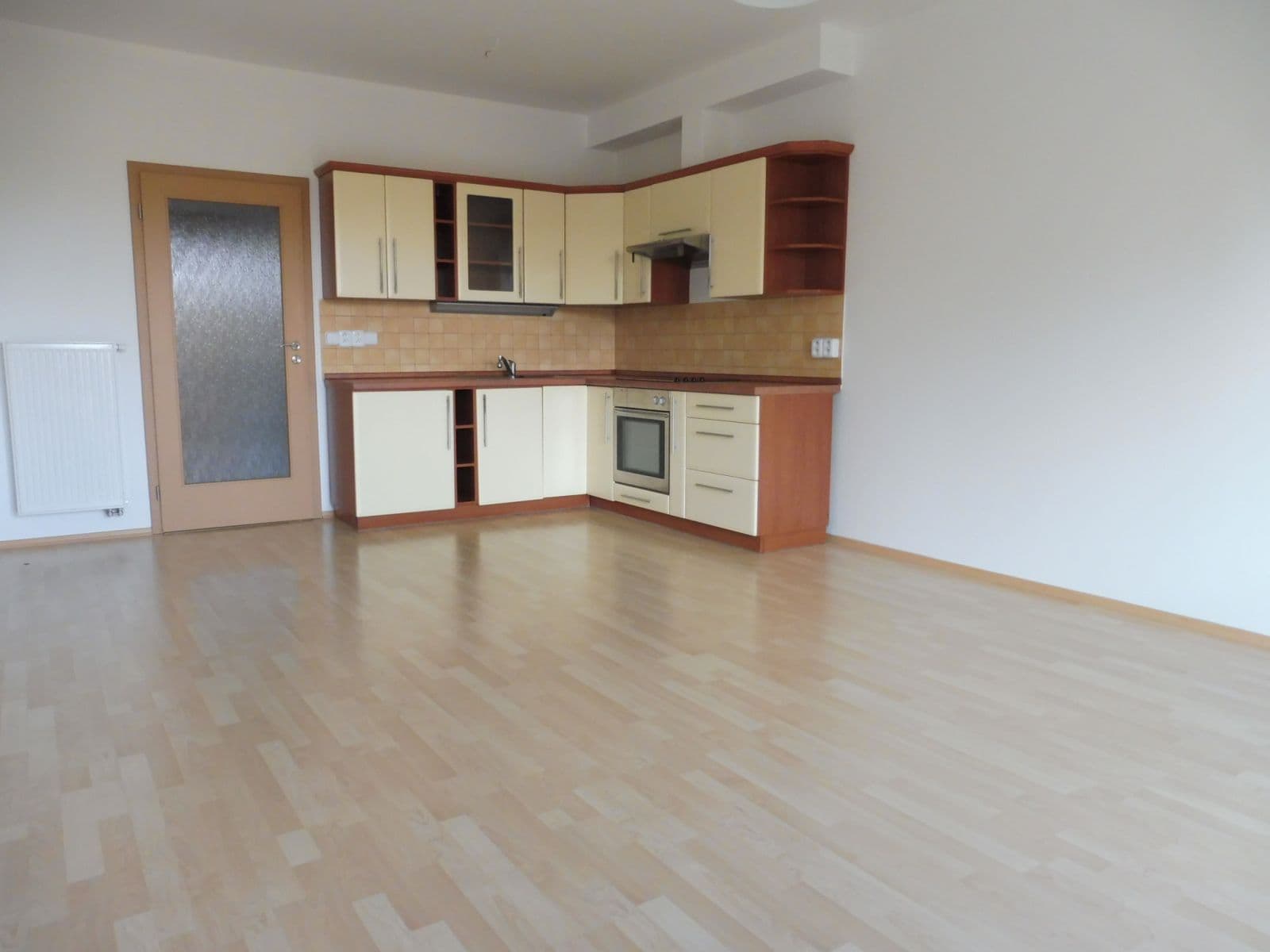 Prenájom bytu 1-izbový 35 m², Okružní, Olomouc, Olomoucký kraj Prenájom bytu 1-izbový 35 m², Okružní, Olomouc, Olomoucký kraj
