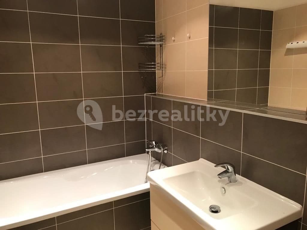 Prenájom bytu 3-izbový 72 m², Praha, Praha Prenájom bytu 3-izbový 72 m², Praha, Praha