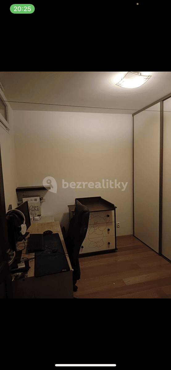 Prenájom bytu 3-izbový 72 m², Praha, Praha Prenájom bytu 3-izbový 72 m², Praha, Praha