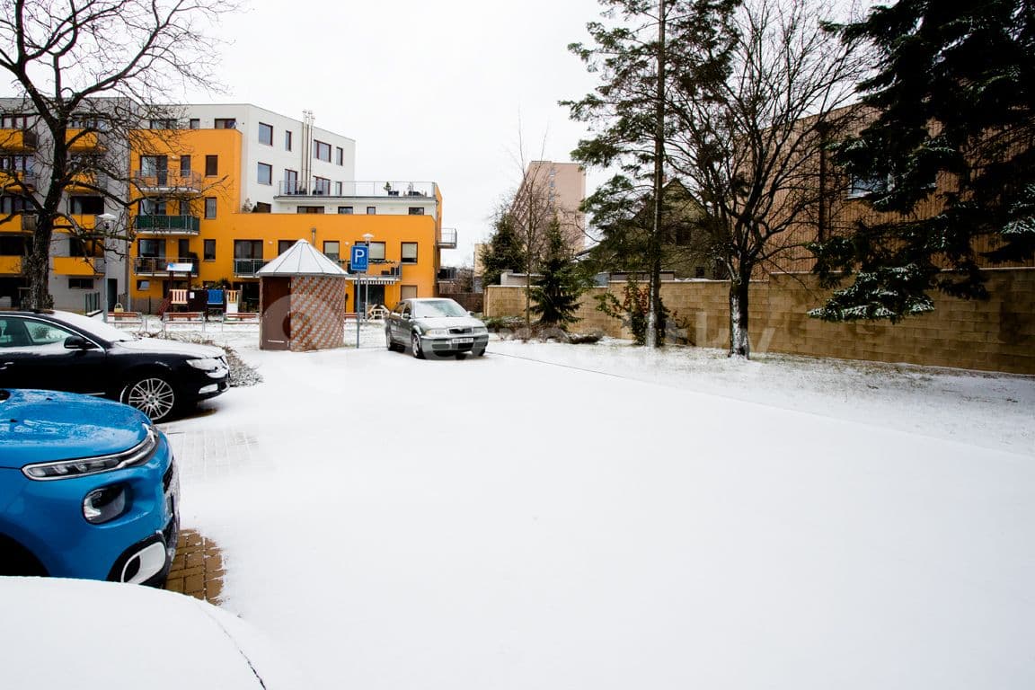 Prenájom bytu 1-izbový 35 m², Štúrova, Praha, Praha Prenájom bytu 1-izbový 35 m², Štúrova, Praha, Praha