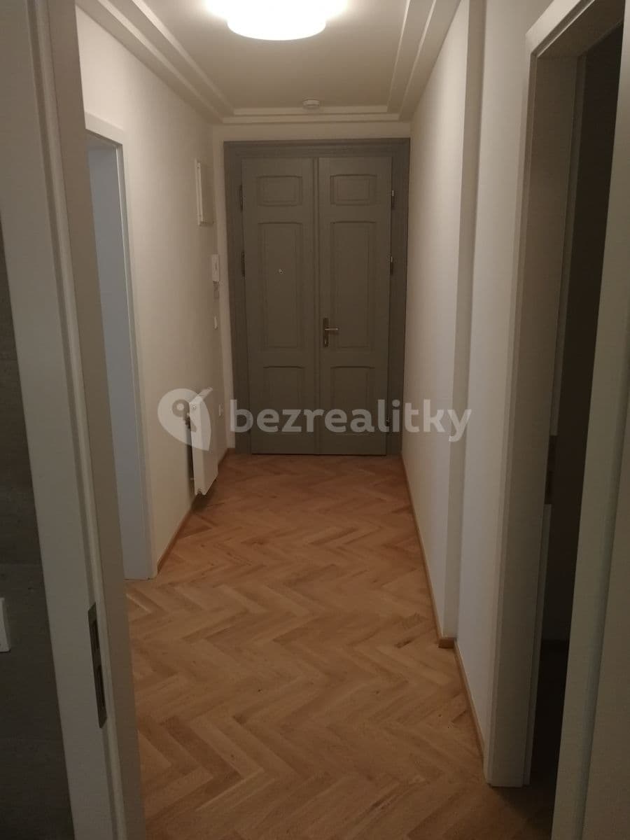 Prenájom bytu 2-izbový 61 m², Košická, Praha, Praha Prenájom bytu 2-izbový 61 m², Košická, Praha, Praha