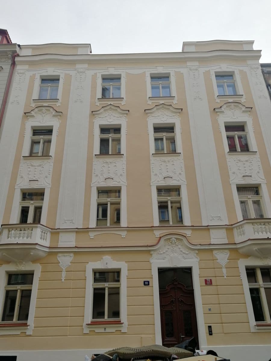 Prenájom bytu 2-izbový 61 m², Košická, Praha, Praha Prenájom bytu 2-izbový 61 m², Košická, Praha, Praha