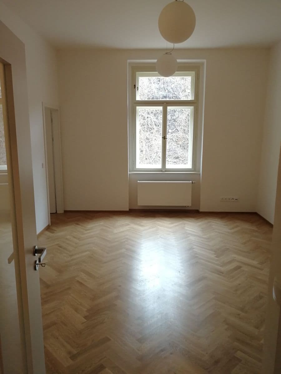 Prenájom bytu 2-izbový 61 m², Košická, Praha, Praha Prenájom bytu 2-izbový 61 m², Košická, Praha, Praha