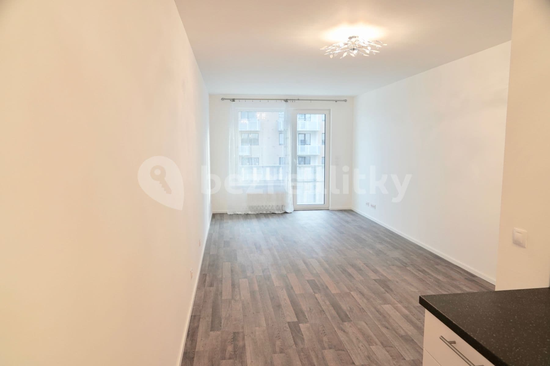 Prenájom bytu 2-izbový 62 m², Zvěřinova, Praha, Praha Prenájom bytu 2-izbový 62 m², Zvěřinova, Praha, Praha