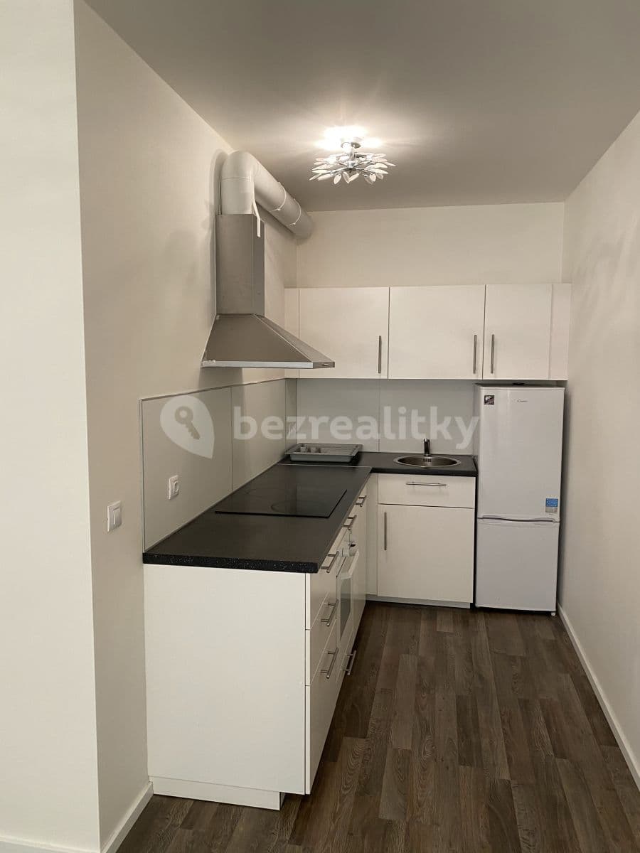 Prenájom bytu 2-izbový 62 m², Zvěřinova, Praha, Praha Prenájom bytu 2-izbový 62 m², Zvěřinova, Praha, Praha