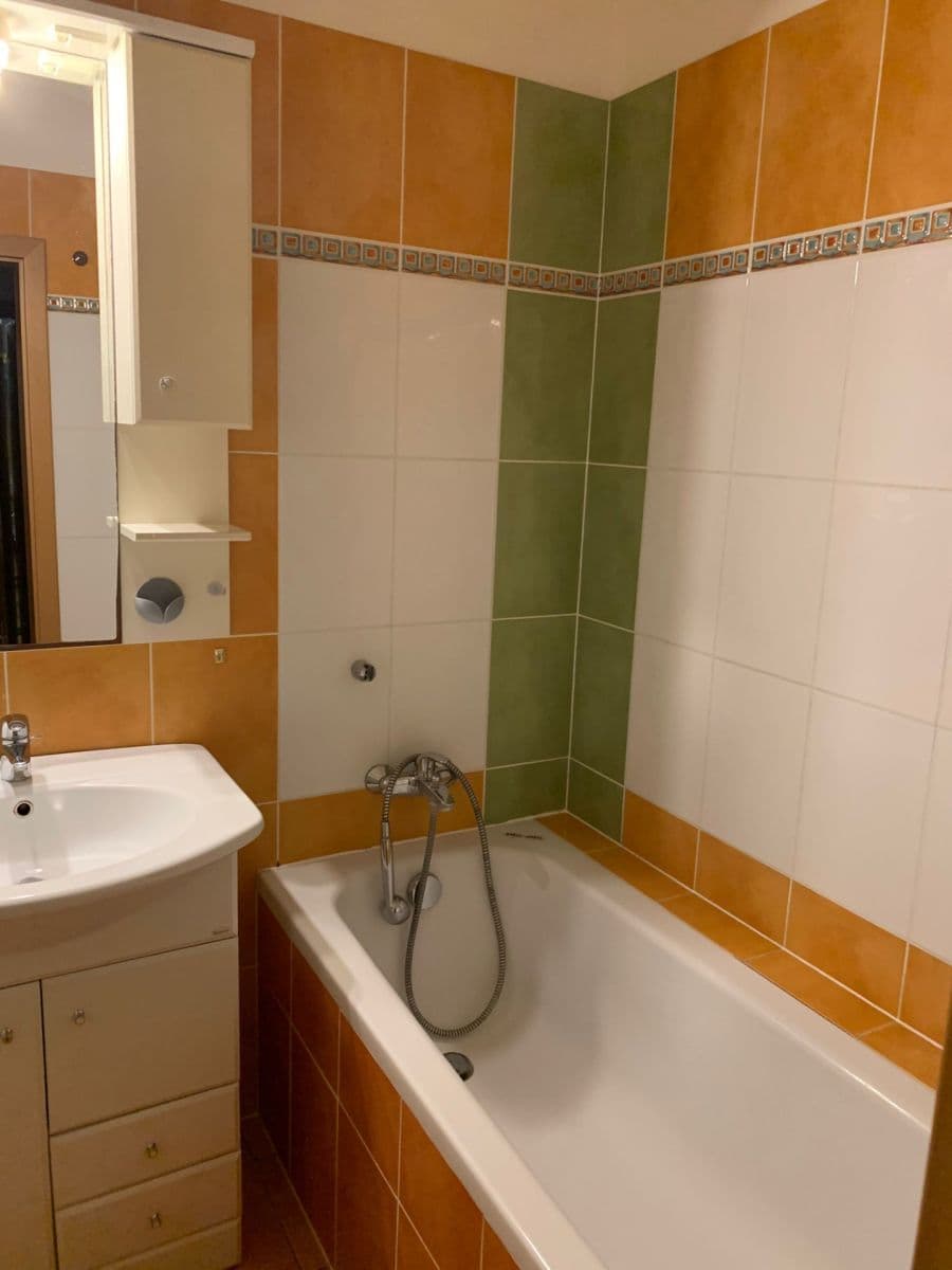 Prenájom bytu 2-izbový 62 m², Nad Okrouhlíkem, Praha, Praha Prenájom bytu 2-izbový 62 m², Nad Okrouhlíkem, Praha, Praha