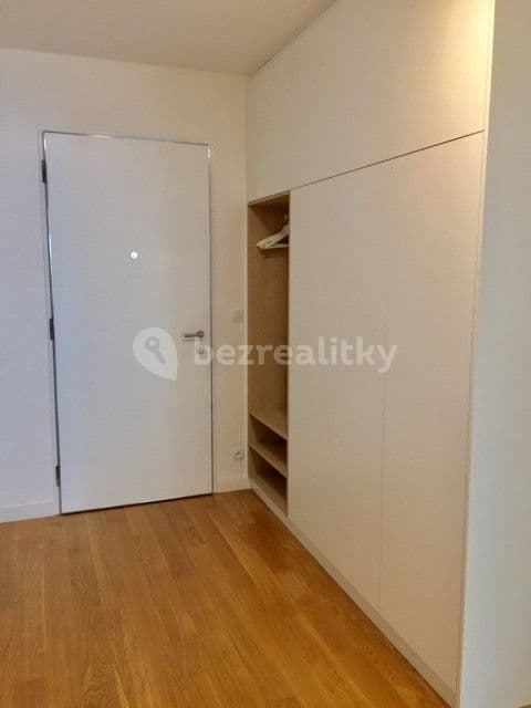 Predaj bytu 2-izbový 83 m², Nad Ostrovem, Praha, Praha Predaj bytu 2-izbový 83 m², Nad Ostrovem, Praha, Praha