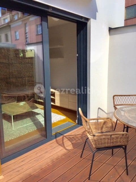 Predaj bytu 2-izbový 83 m², Nad Ostrovem, Praha, Praha Predaj bytu 2-izbový 83 m², Nad Ostrovem, Praha, Praha