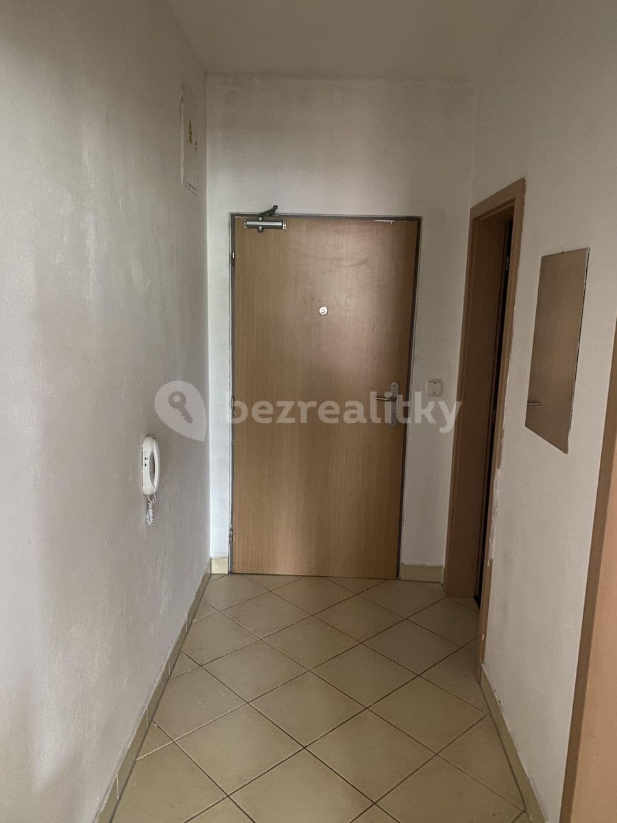 Prenájom bytu 1-izbový 30 m², Baráčnická, Ústí nad Labem, Ústecký kraj Prenájom bytu 1-izbový 30 m², Baráčnická, Ústí nad Labem, Ústecký kraj