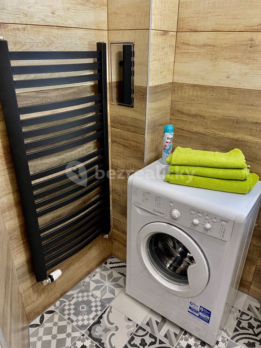 Prenájom bytu 2-izbový 49 m², Sudoměřská, Praha, Praha Prenájom bytu 2-izbový 49 m², Sudoměřská, Praha, Praha