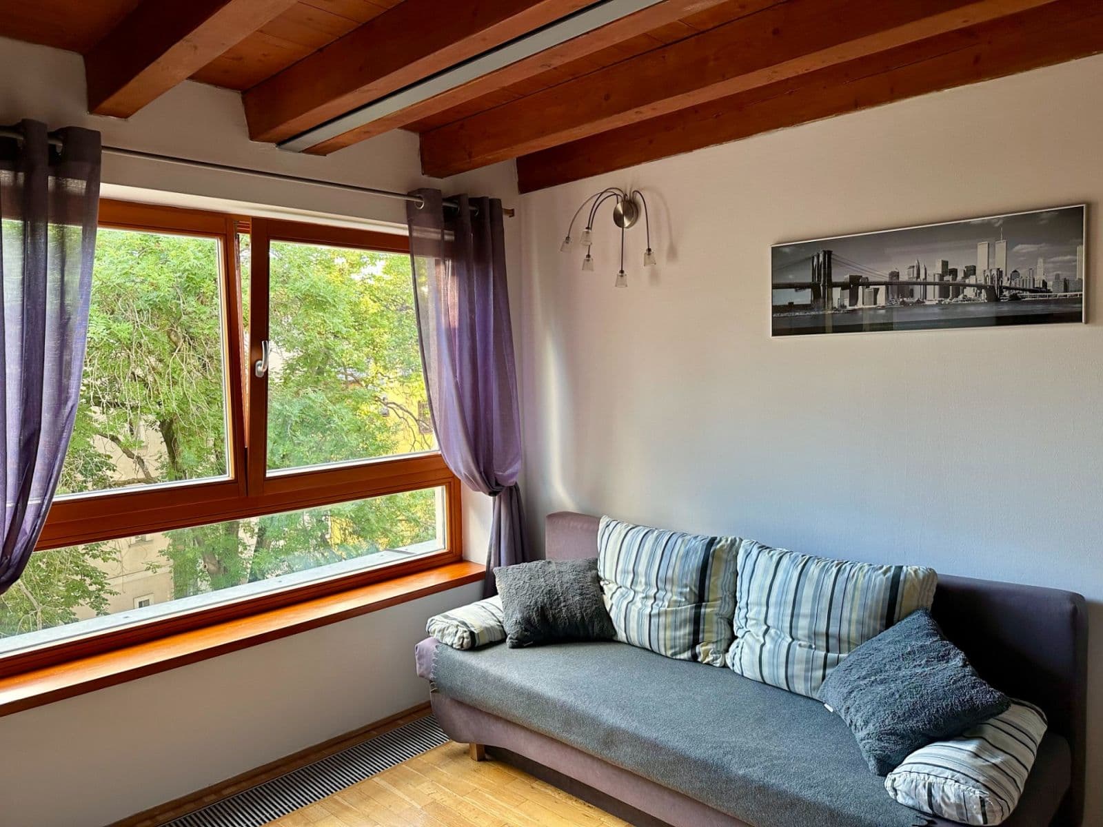 Prenájom bytu 2-izbový 50 m², Hořejší nábřeží, Praha, Praha Prenájom bytu 2-izbový 50 m², Hořejší nábřeží, Praha, Praha