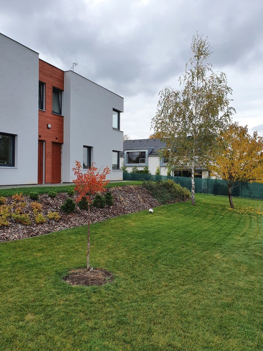 Prenájom bytu 2-izbový 47 m², Křemelná, Říčany, Středočeský kraj Prenájom bytu 2-izbový 47 m², Křemelná, Říčany, Středočeský kraj