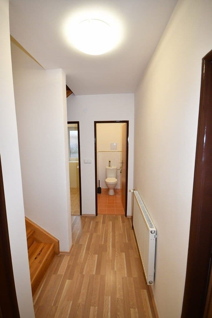 Prenájom domu 200 m², pozemek 730 m², Seifertova, Velké Přílepy, Středočeský kraj Prenájom domu 200 m², pozemek 730 m², Seifertova, Velké Přílepy, Středočeský kraj