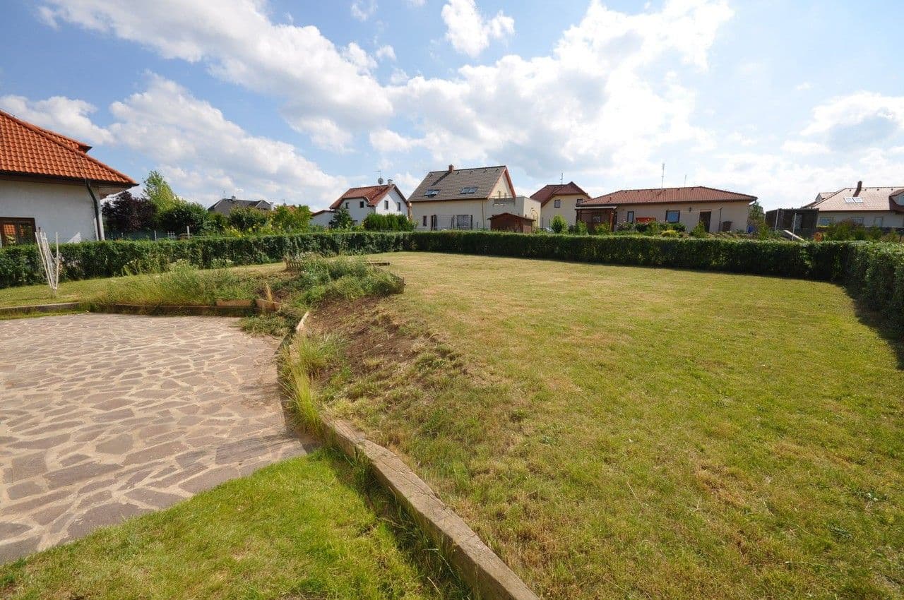 Prenájom domu 200 m², pozemek 730 m², Seifertova, Velké Přílepy, Středočeský kraj Prenájom domu 200 m², pozemek 730 m², Seifertova, Velké Přílepy, Středočeský kraj