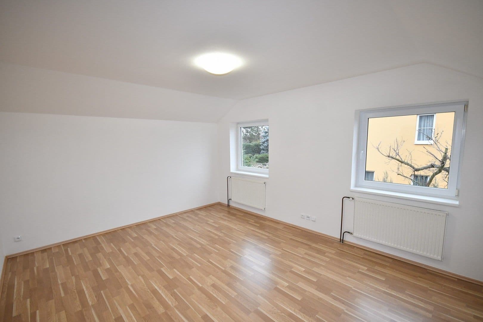 Prenájom domu 200 m², pozemek 730 m², Seifertova, Velké Přílepy, Středočeský kraj Prenájom domu 200 m², pozemek 730 m², Seifertova, Velké Přílepy, Středočeský kraj