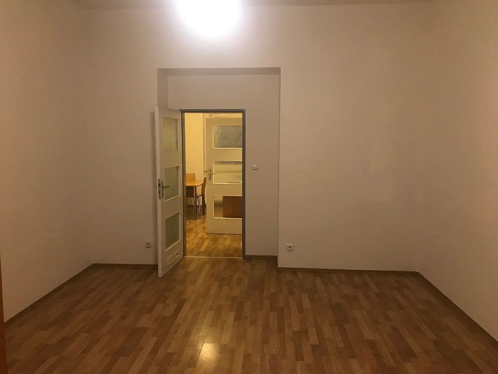 Prenájom bytu 1-izbový 38 m², Na Ostrůvku, Praha, Praha Prenájom bytu 1-izbový 38 m², Na Ostrůvku, Praha, Praha