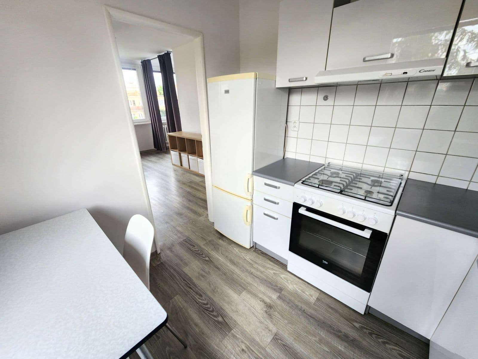 Prenájom bytu 2-izbový 40 m², Křivá, Praha, Praha Prenájom bytu 2-izbový 40 m², Křivá, Praha, Praha