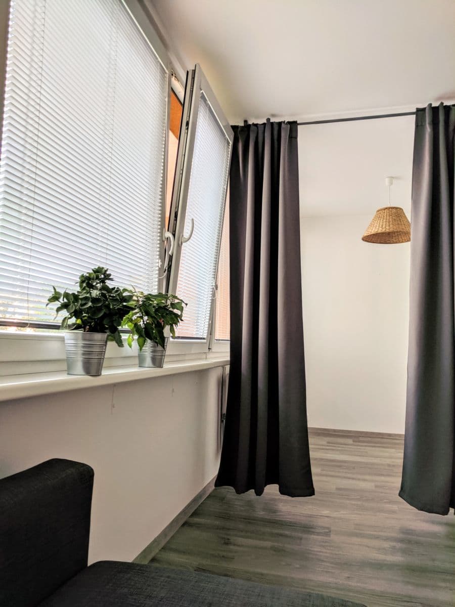 Prenájom bytu 2-izbový 40 m², Křivá, Praha, Praha Prenájom bytu 2-izbový 40 m², Křivá, Praha, Praha