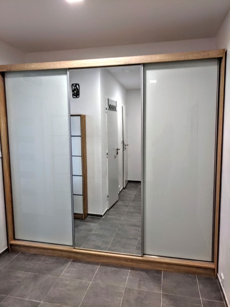 Prenájom bytu 2-izbový 40 m², Křivá, Praha, Praha Prenájom bytu 2-izbový 40 m², Křivá, Praha, Praha